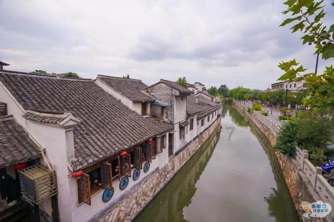 奚梦瑶因为一支包包冲上热搜,二奢市场原来水这么深?!